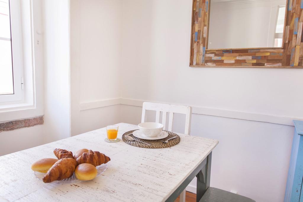 ליסבון Lovelystay - Cosy Bairro Alto Duplex מראה חיצוני תמונה