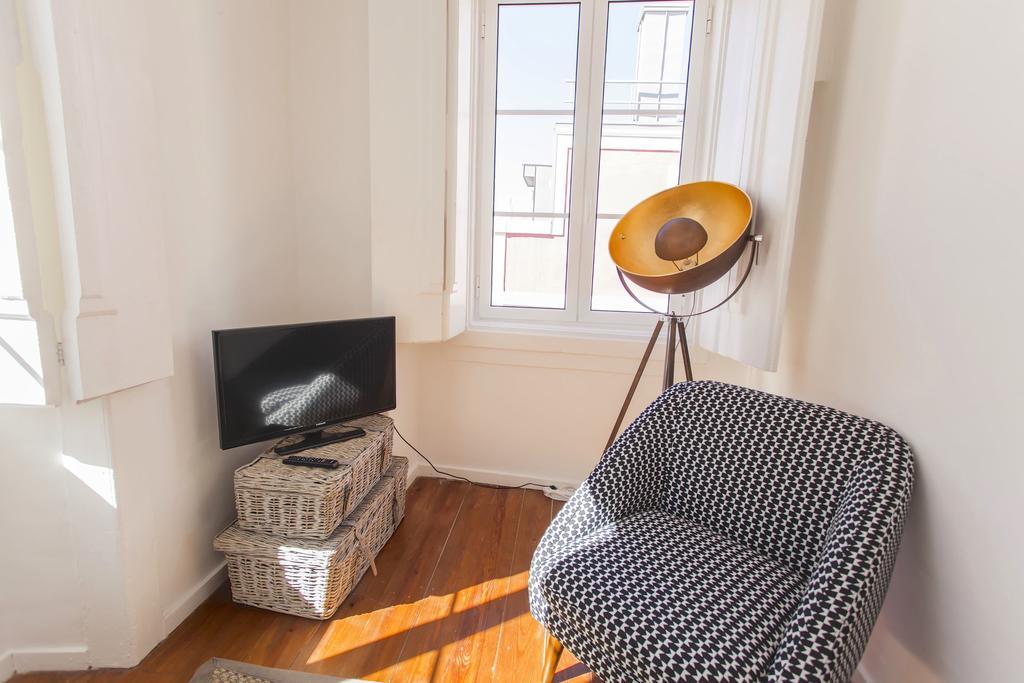 ליסבון Lovelystay - Cosy Bairro Alto Duplex מראה חיצוני תמונה